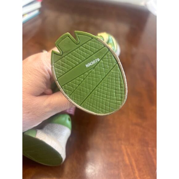 Teenage Mutant Ninja Turtle Leonardo 11” Viacom 2013 - Picture 5 of 6